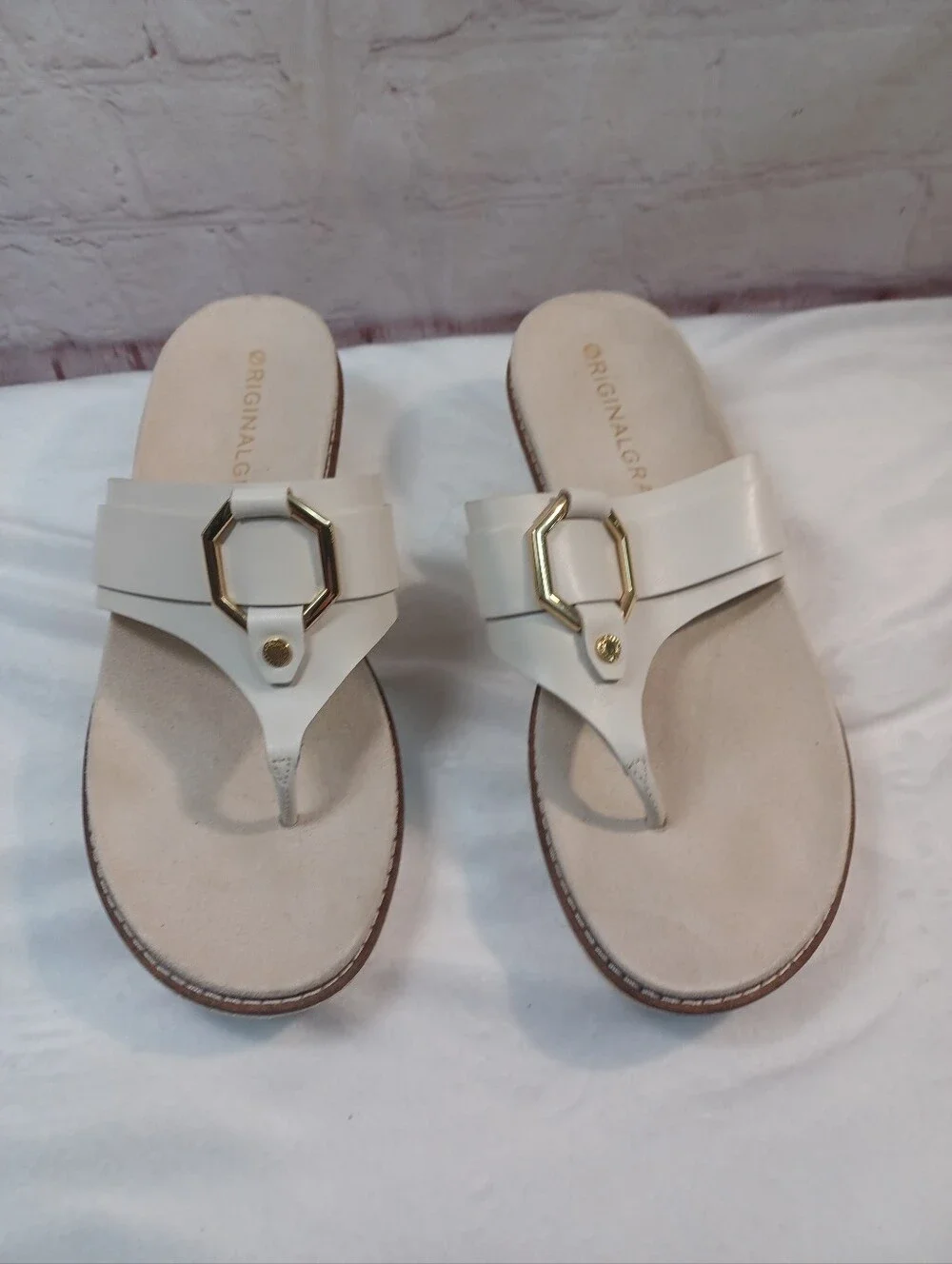 cole haan original grand white wedge thong sandals 6b